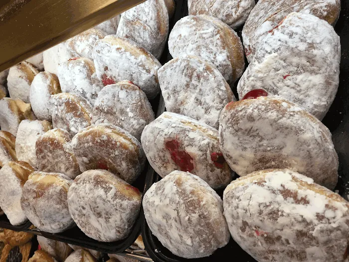 Breads & Beyond Bakery Picture 4