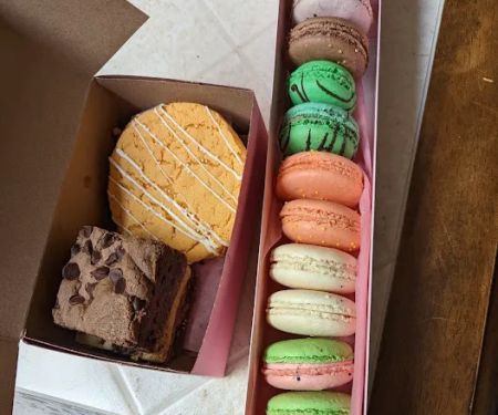 Kelsey Elizabeth Cakes Flagship