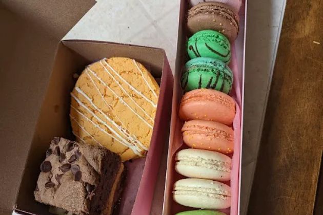 Kelsey Elizabeth Cakes Flagship