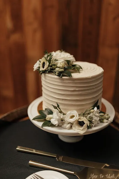 Kelsey Elizabeth Cakes Flagship Picture 4