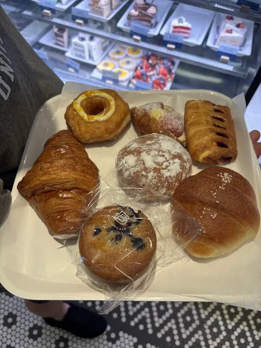 Paris Baguette Picture 10