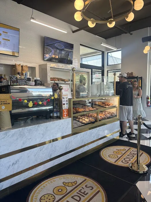 Goldie’s Donuts & Bakery Picture 4
