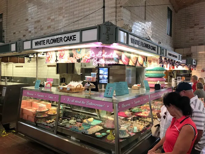 The White Flower Cake Shoppe Picture 3