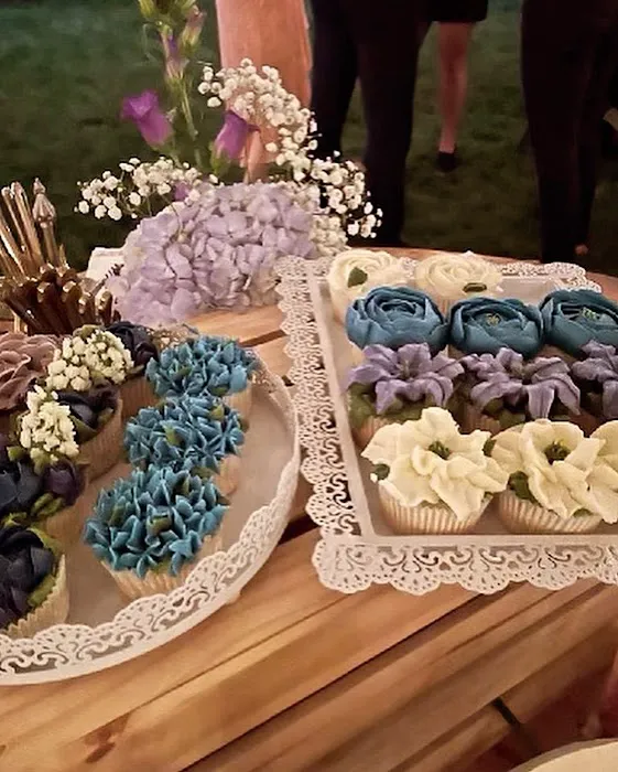 Sweet Creations by Evelyn Picture 1