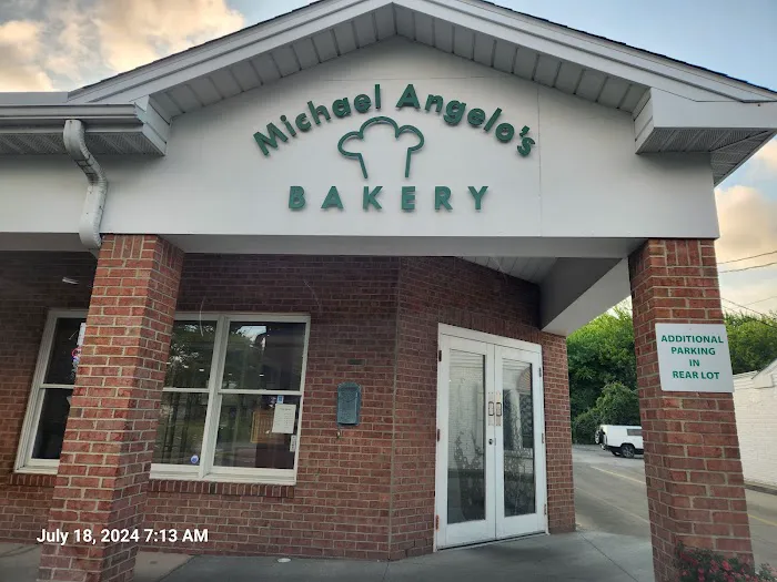 Michael Angelo's Bakery Picture 8