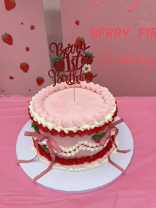 Michael Angelo's Bakery Picture 5