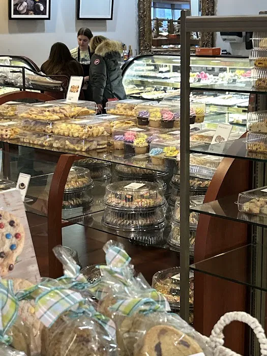 Michael Angelo's Bakery Picture 9