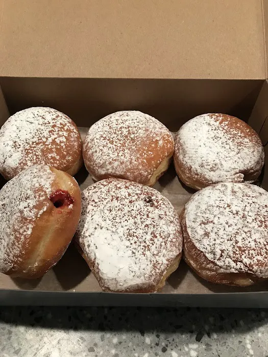 Dick's Bakery Picture 3