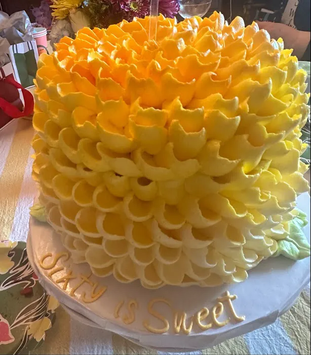 The White Flower Cake Shoppe Picture 6