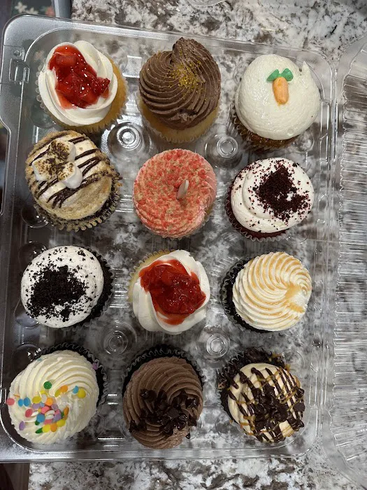 The White Flower Cake Shoppe Picture 10