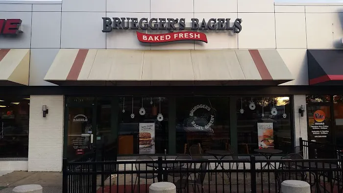 Bruegger's Bagels Picture 9