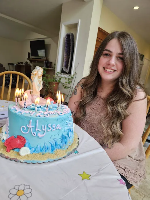 Nadine's Cake and Candy Supply Picture 2