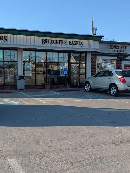Bruegger's Bagels Picture 6