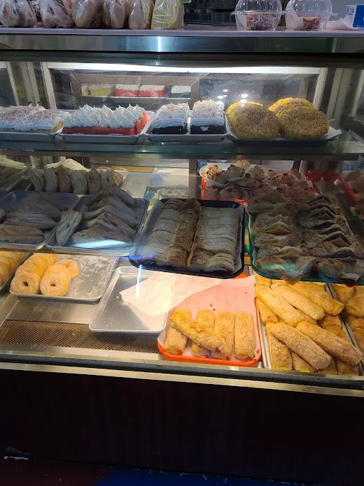 Rainbow Bakery Picture 1
