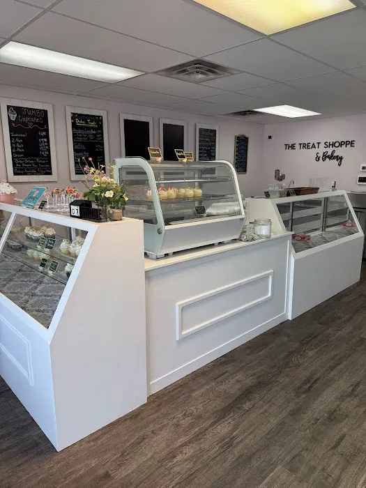 The Treat Shoppe & Bakery Picture 2