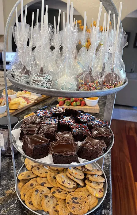 Ballzy Bites - Cake Pops & Event Rentals Picture 4