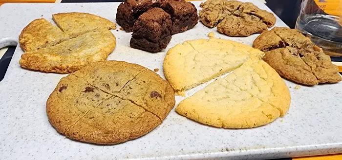 Ellie May's Gourmet Cookies Picture 4