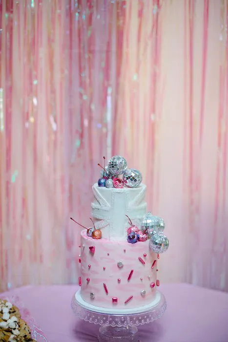 By Cenza Cake Studio Picture 10