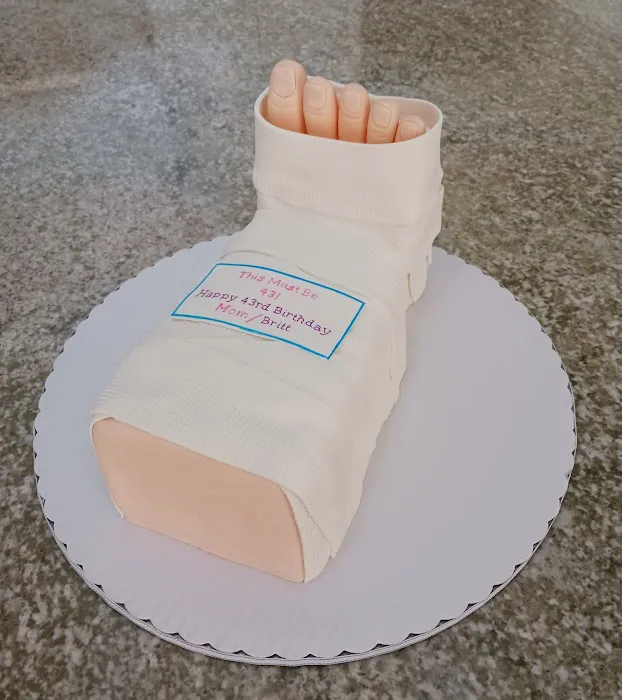 CAKES AND DESSERTS BY MICHELE LLC Picture 9