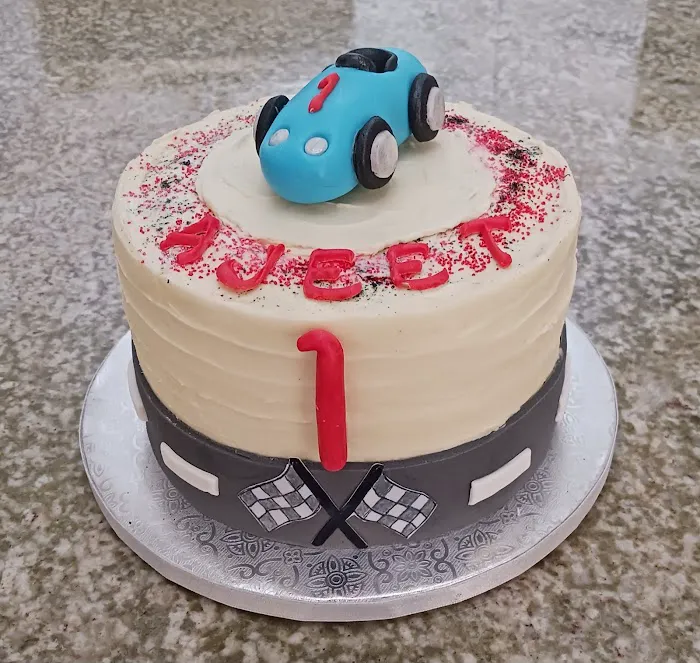 CAKES AND DESSERTS BY MICHELE LLC Picture 4