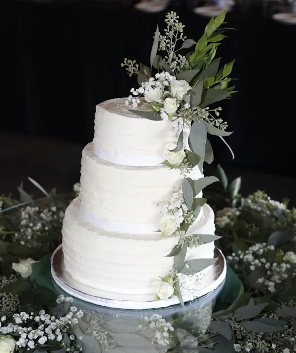 CAKES AND DESSERTS BY MICHELE LLC Picture 7