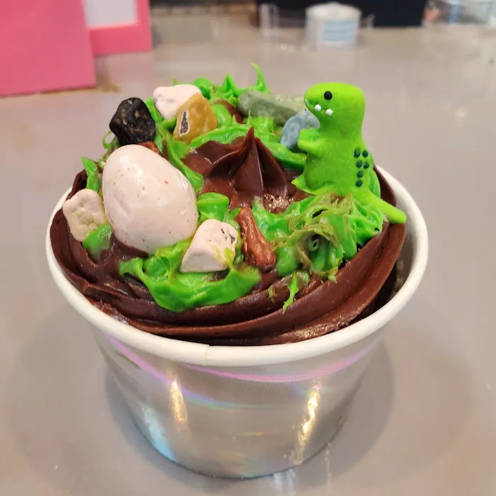Sprinkle It Cupcake & Cookie Cafe Picture 5