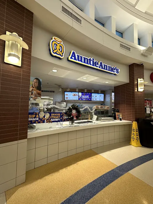 Auntie Anne's Picture 8