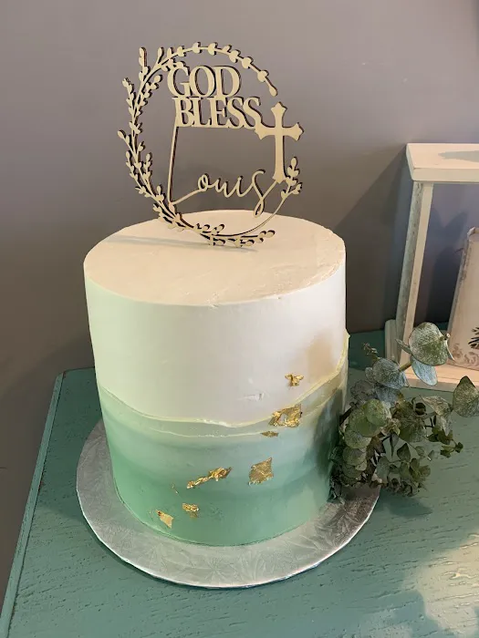 Cakes By The Lake Picture 7