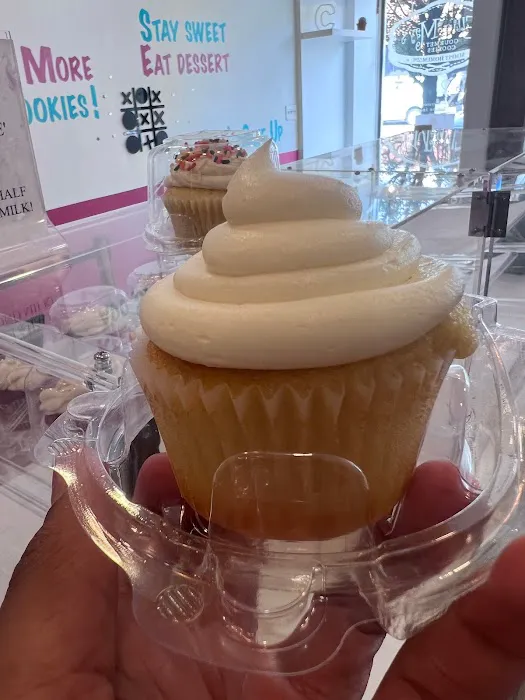 Ellie-May's Gourmet Cookies Picture 6