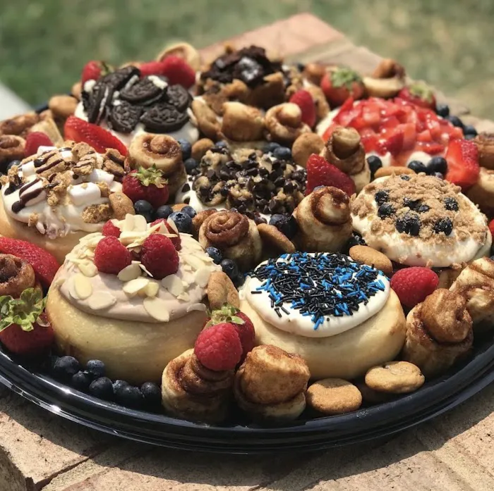 Cinnaholic Picture 4