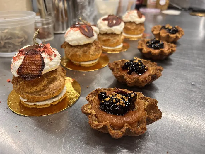 Li’l Boîte Pâtisserie Picture 9