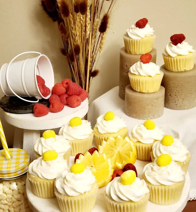 Caroline's Cakes and Confections Picture 3
