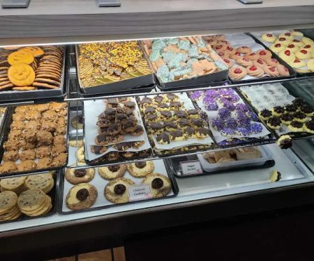 Davis Bakery & Delicatessen