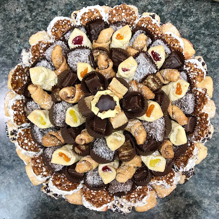 Davis Bakery & Delicatessen Picture 6