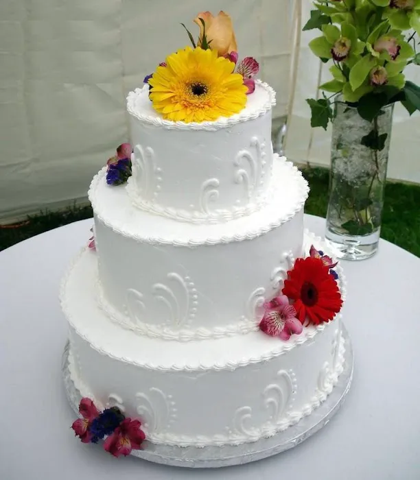 Davis Bakery & Delicatessen Picture 7