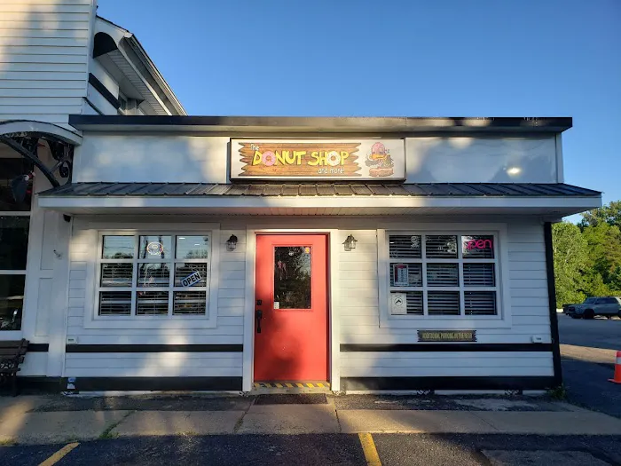 Hinckley Donut Shop Picture 8