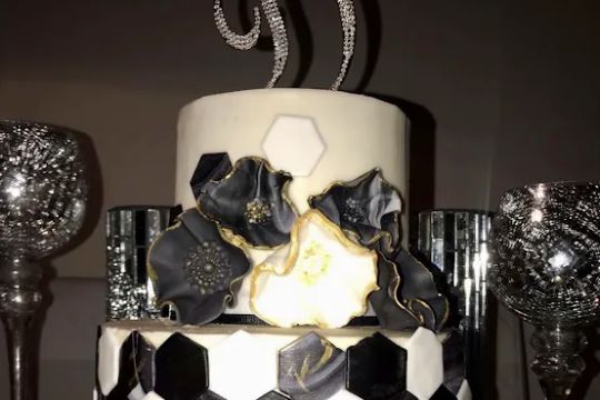 The Cake House Cleveland LLC