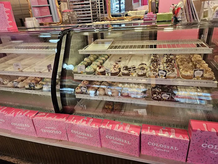 Colossal Cupcakes Picture 10