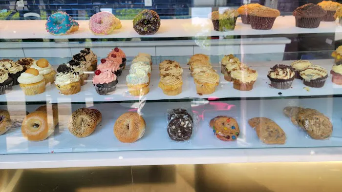 Colossal Cupcakes Café Picture 6