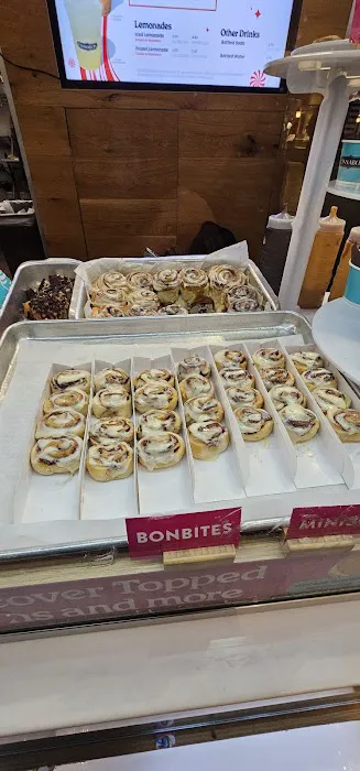 Cinnabon Picture 4