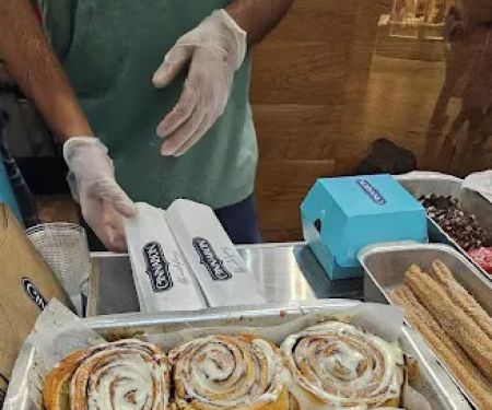 Cinnabon