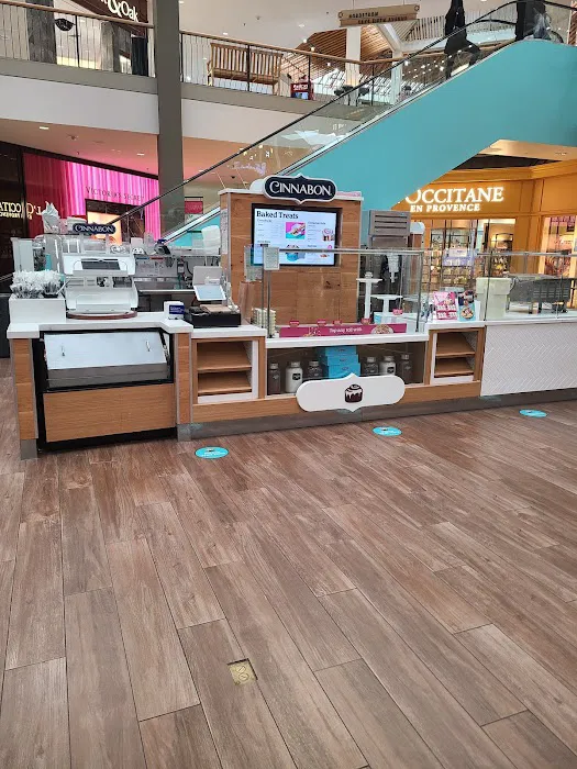 Cinnabon Picture 6