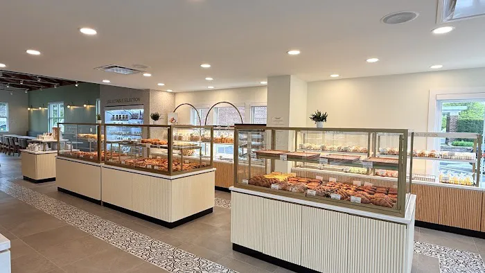 TOUS les JOURS Bakery & Cafe Picture 10