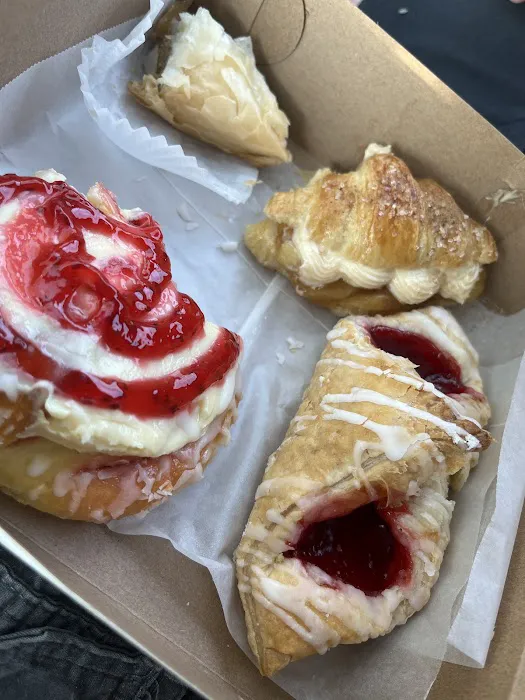 Tiffany's Bakery Picture 9