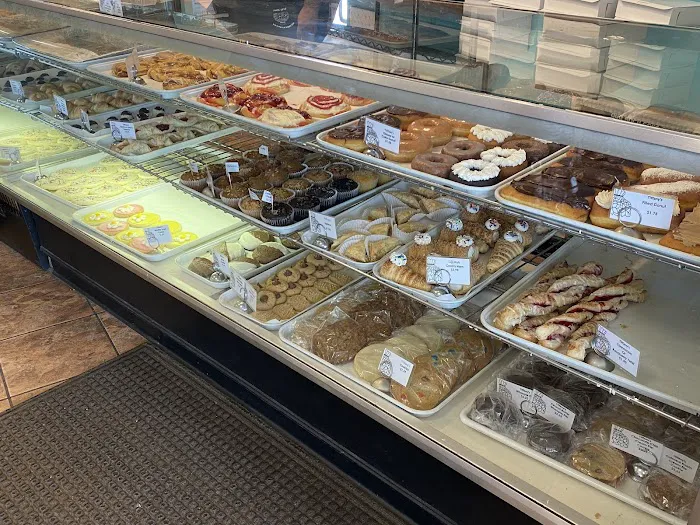 Tiffany's Bakery Picture 5