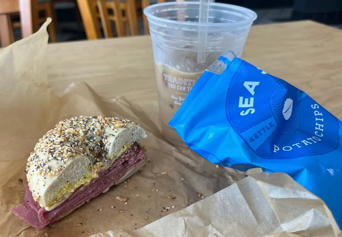 Bruegger's Bagels Picture 3
