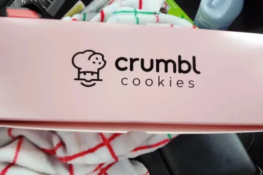 Crumbl - Mayfield