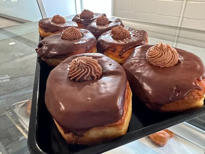 Nik’s Donuts Picture 7