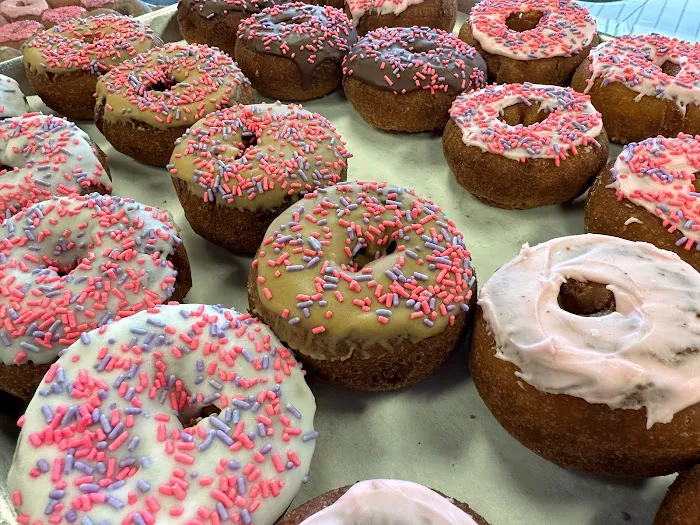 Nik’s Donuts Picture 1