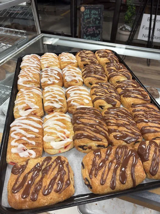 Nik’s Donuts Picture 5